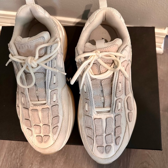 Men Amiri Bone Sneakers - Picture 4 of 12